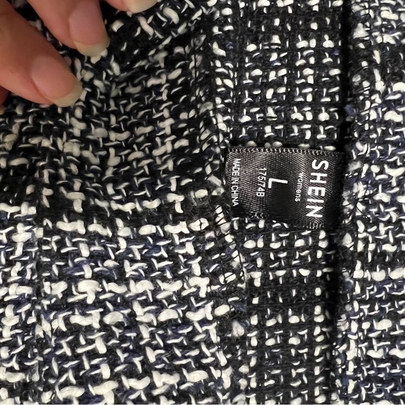 Shein | tweed mini skirt - Picture 3 of 3